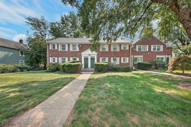 251 Elmwood Ave, Maplewood Twp., NJ 07040