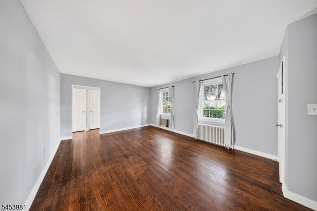 251 Elmwood Ave, Maplewood Twp., NJ 07040