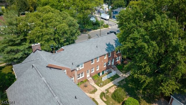251 Elmwood Ave, Maplewood Twp., NJ 07040