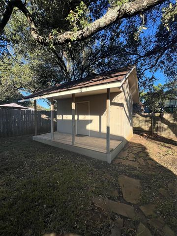 1103 Deepwoods TRL, Leander, TX 78641