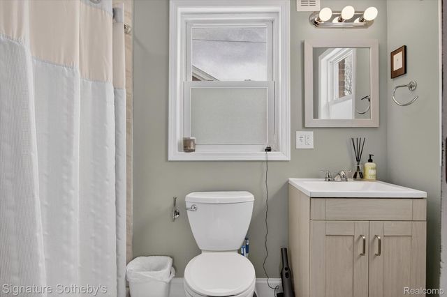 36773 Bibbins Street, Romulus, MI 48174