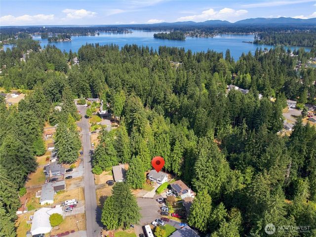 19005 60th Street E, Lake Tapps, WA 98391