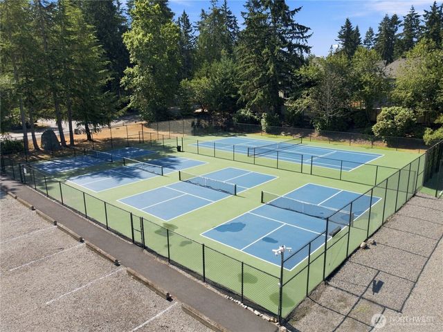 19005 60th Street E, Lake Tapps, WA 98391