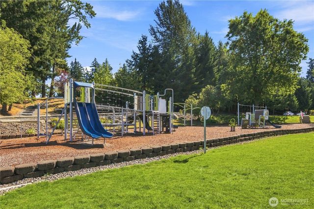 19005 60th Street E, Lake Tapps, WA 98391
