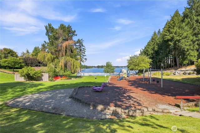 19005 60th Street E, Lake Tapps, WA 98391