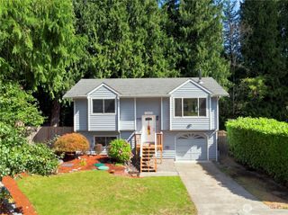 19005 60th Street E, Lake Tapps, WA 98391