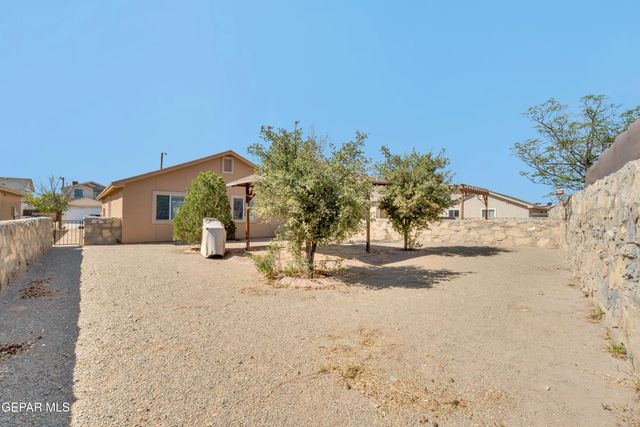 12953 Alfredo Apodaca Drive, El Paso, TX 79938