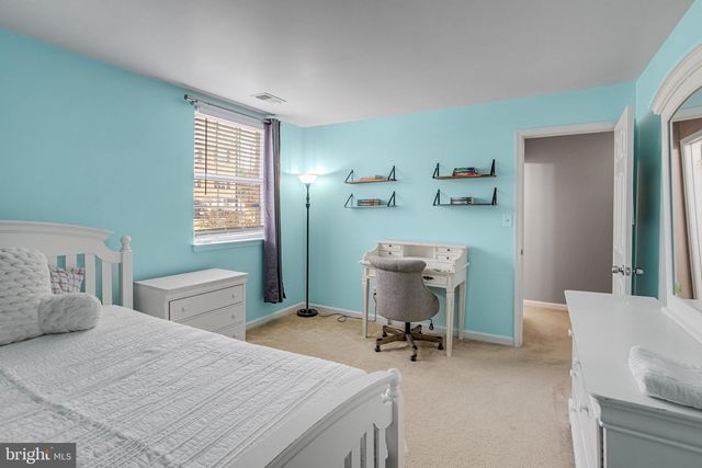 7945 GUNSTON WOODS PL, Lorton, VA 22079