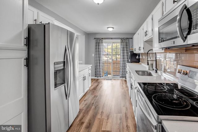 7945 GUNSTON WOODS PL, Lorton, VA 22079