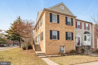 7945 GUNSTON WOODS PL, Lorton, VA 22079