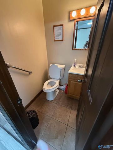 4985 Sparkman Drive NW, Huntsville, AL 35816