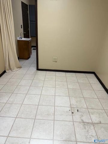 4985 Sparkman Drive NW, Huntsville, AL 35816