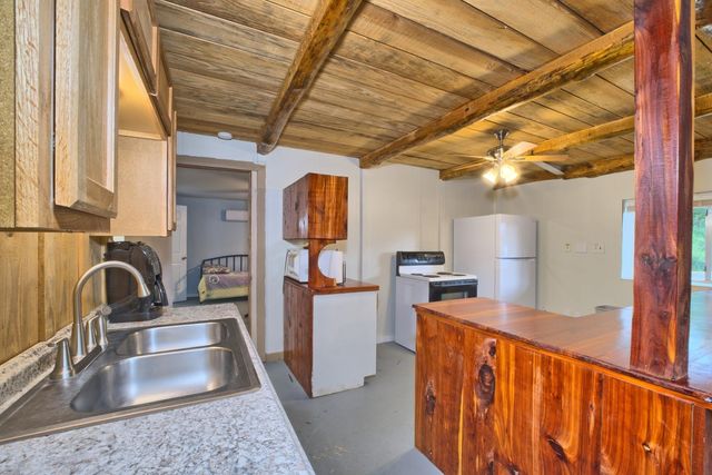 10295 E Hwy 255 Street, Burkeville, TX 75932