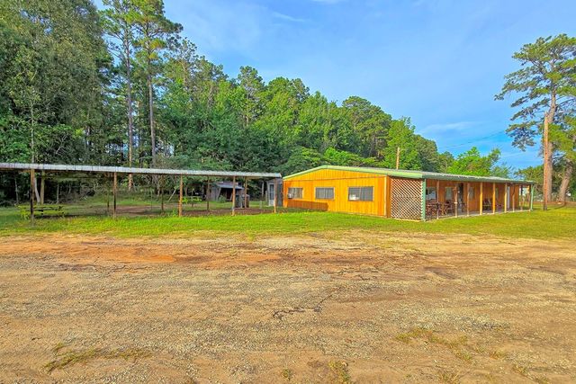10295 E Hwy 255 Street, Burkeville, TX 75932