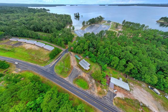 10295 E Hwy 255 Street, Burkeville, TX 75932