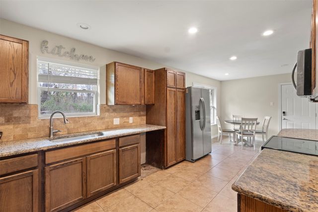 2664 State Highway 11, Sherman, TX 75090