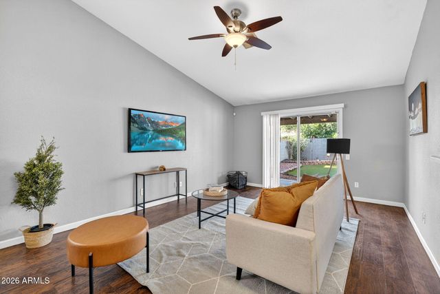 518 W AMOROSO Drive, Gilbert, AZ 85233