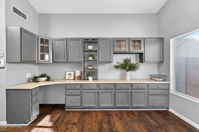 518 W AMOROSO Drive, Gilbert, AZ 85233