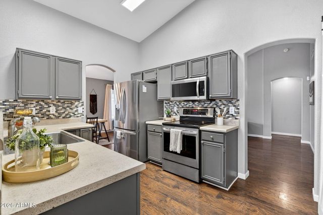 518 W AMOROSO Drive, Gilbert, AZ 85233