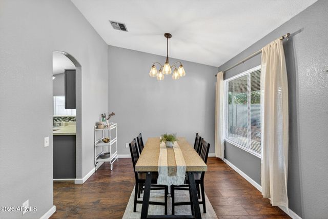 518 W AMOROSO Drive, Gilbert, AZ 85233