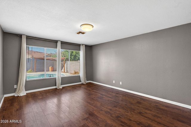 518 W AMOROSO Drive, Gilbert, AZ 85233