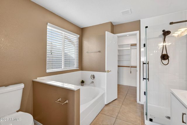 518 W AMOROSO Drive, Gilbert, AZ 85233