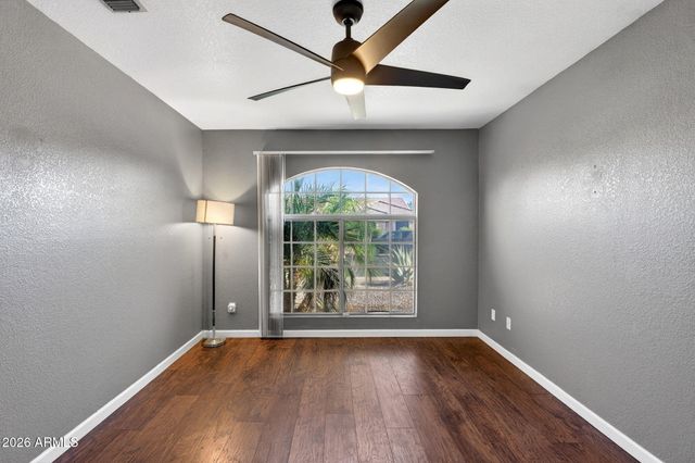 518 W AMOROSO Drive, Gilbert, AZ 85233