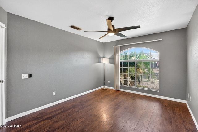 518 W AMOROSO Drive, Gilbert, AZ 85233