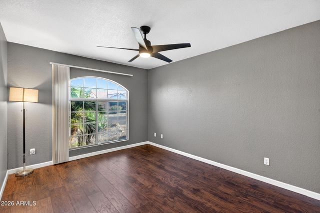 518 W AMOROSO Drive, Gilbert, AZ 85233