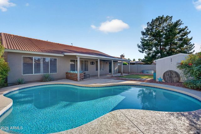 518 W AMOROSO Drive, Gilbert, AZ 85233