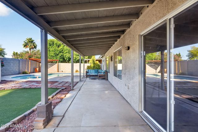 518 W AMOROSO Drive, Gilbert, AZ 85233
