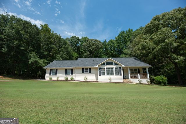 60 Carriage Gate Drive, Sharpsburg, GA 30277