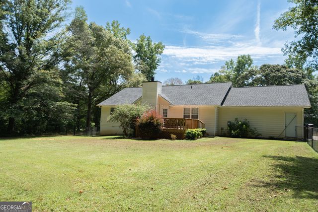 60 Carriage Gate Drive, Sharpsburg, GA 30277
