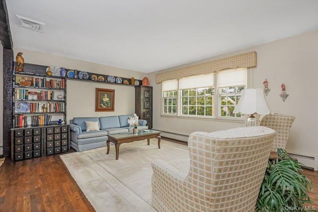2940 Bond Drive, Merrick, NY 11566