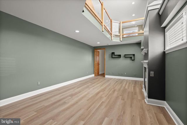 830 S CLINTON ST, Baltimore, MD 21224