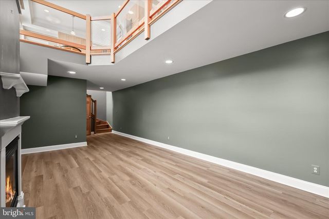 830 S CLINTON ST, Baltimore, MD 21224