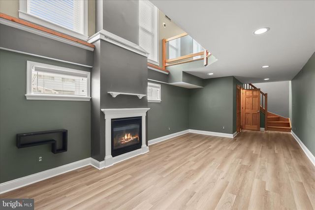 830 S CLINTON ST, Baltimore, MD 21224