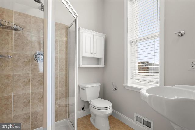 830 S CLINTON ST, Baltimore, MD 21224