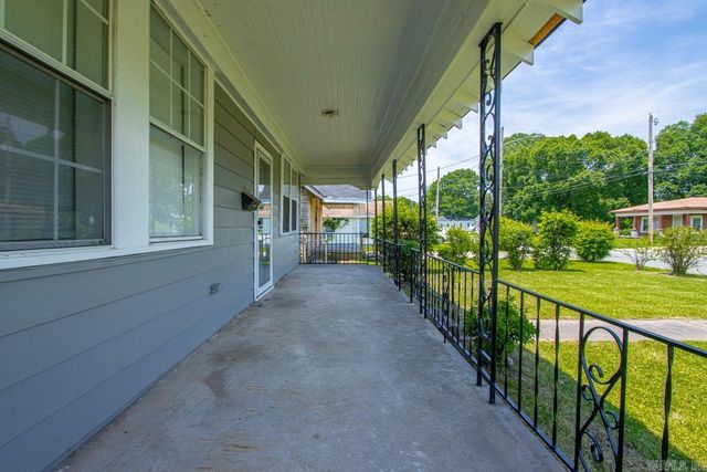 1024 E 16th Street, North Little Rock, AR 72114