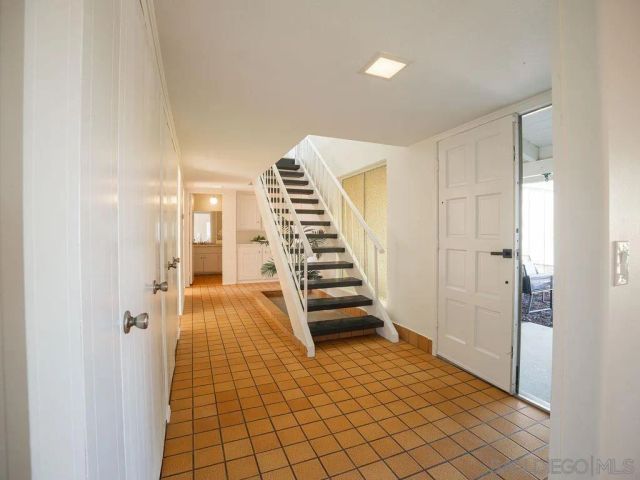 5596 Bloch St, San Diego, CA 92122