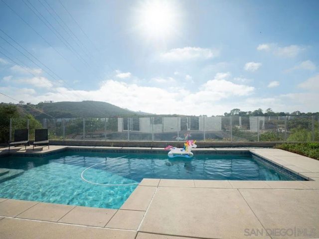 5596 Bloch St, San Diego, CA 92122