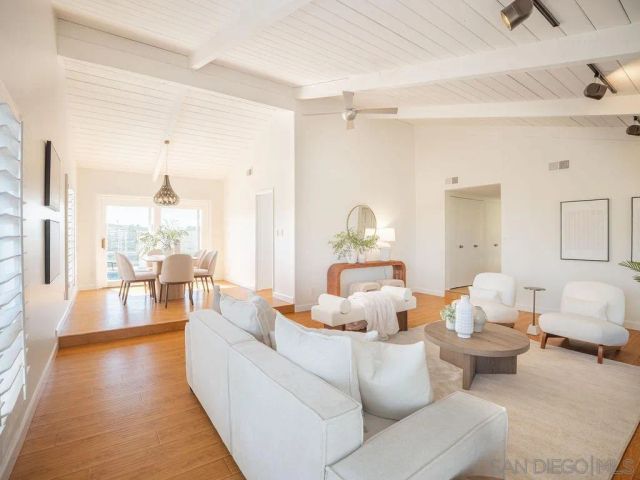 5596 Bloch St, San Diego, CA 92122
