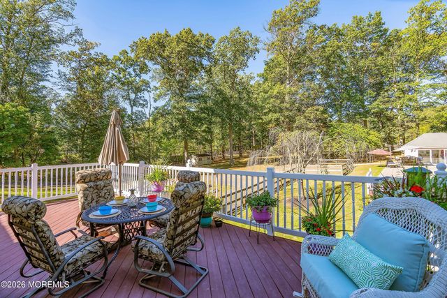 27 Westgate Court, Colts Neck, NJ 07722