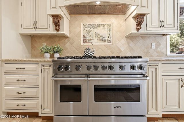 27 Westgate Court, Colts Neck, NJ 07722