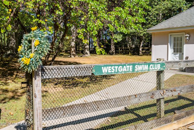 27 Westgate Court, Colts Neck, NJ 07722