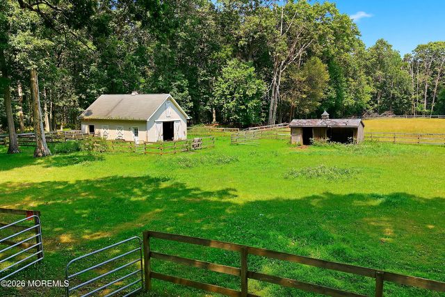 27 Westgate Court, Colts Neck, NJ 07722