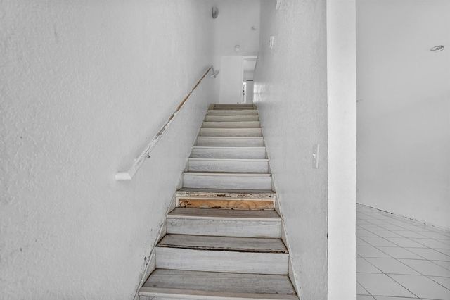 306 NW 84th Terrace 306, Miami, FL 33150