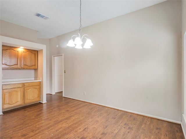 269 E Ridgegate Drive, Garland, TX 75040