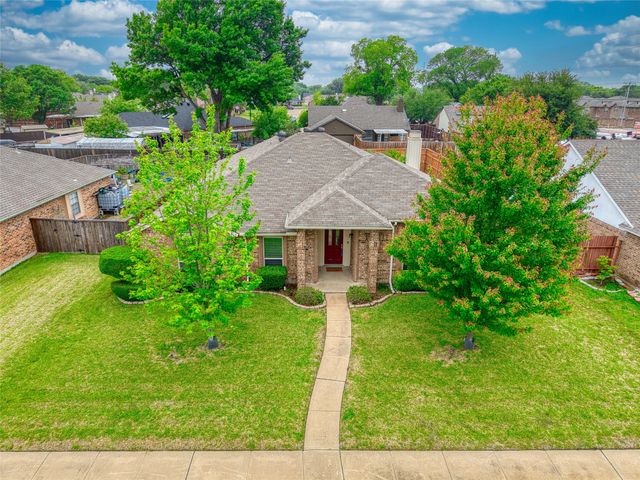 269 E Ridgegate Drive, Garland, TX 75040