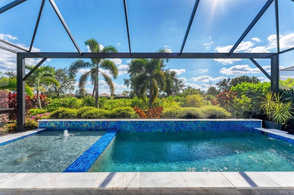 Image 3 of property listing at 13046 SORRENTO WAY, Bradenton, FL 34211